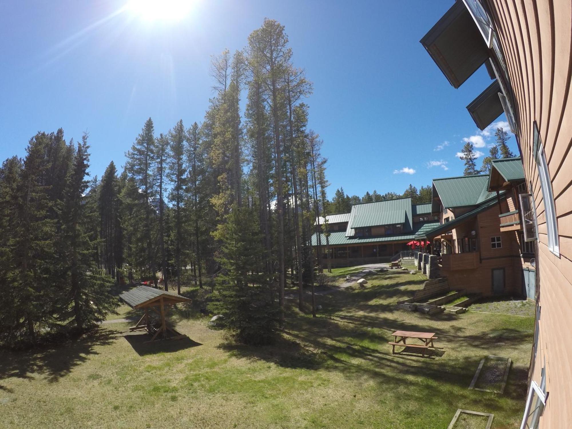Hi Lake Louise Alpine Centre - Hostel Exterior foto